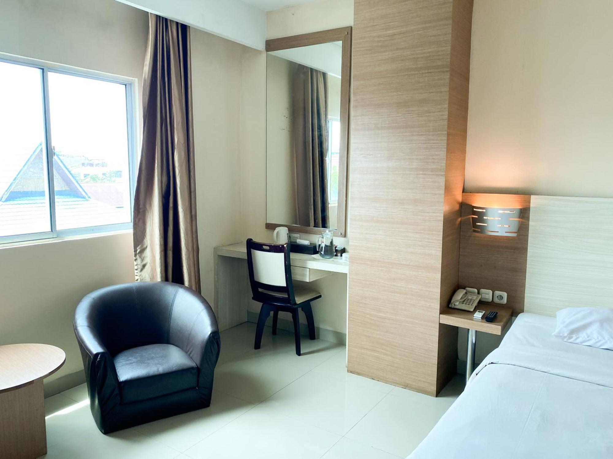 Winstar Hotel Pekanbaru Exterior foto